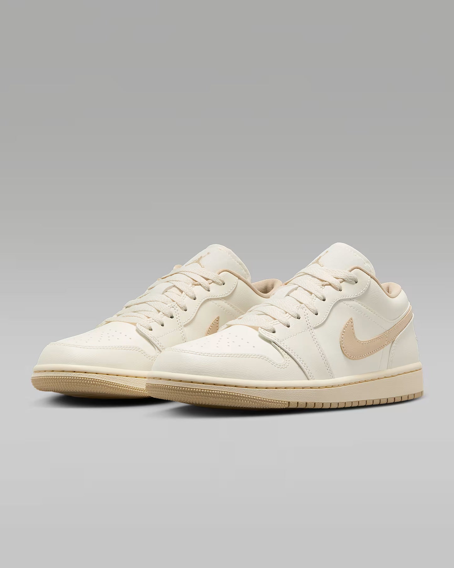 Air Jordan 1 Low W