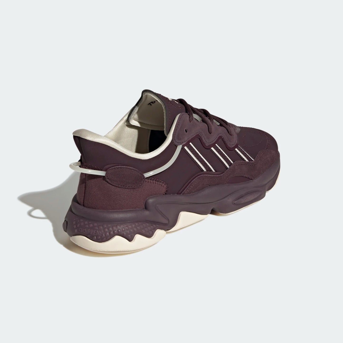 Ozweego 'Shadow Maroon'
