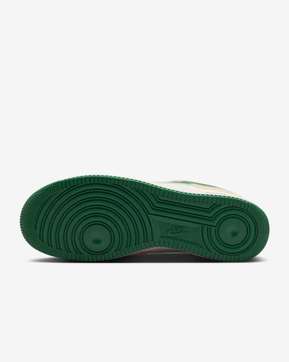 Nike Air Force 1 '07 LV8