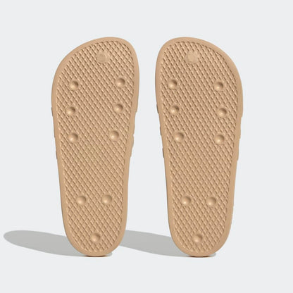 ADILETTE