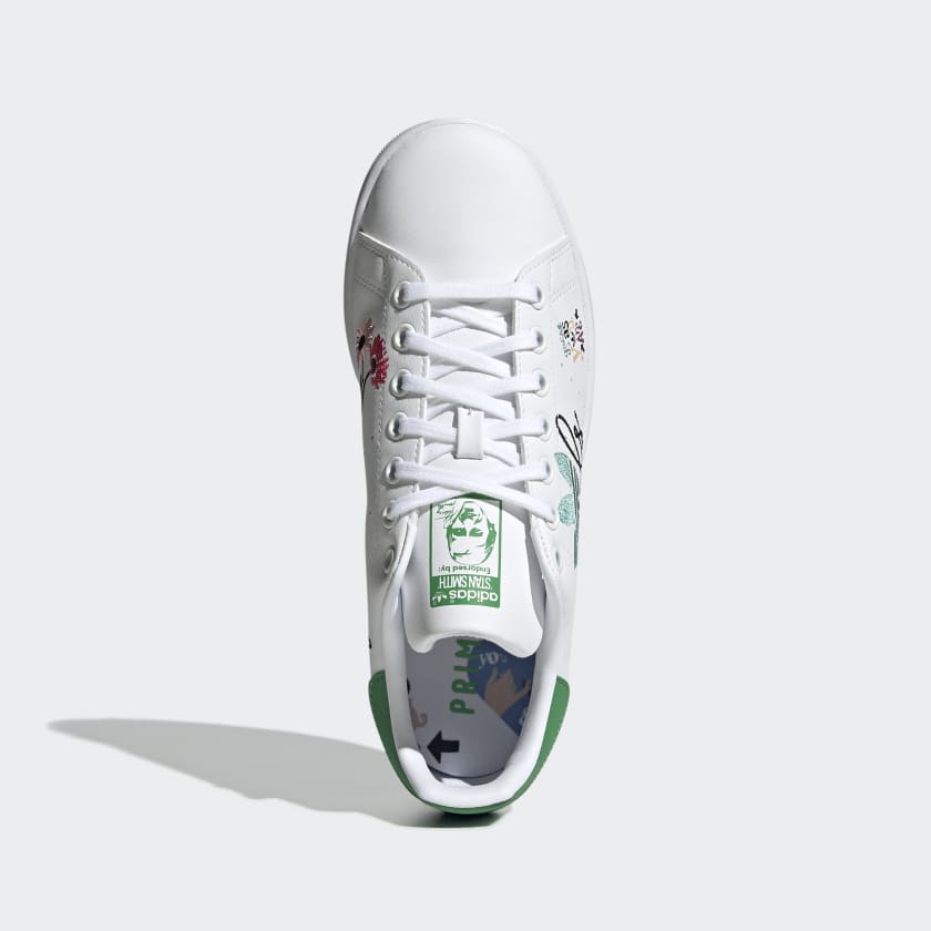 STAN SMITH J