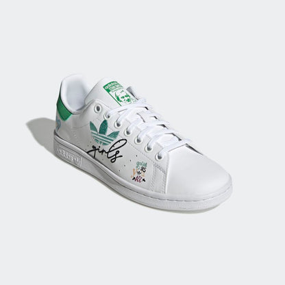 STAN SMITH J
