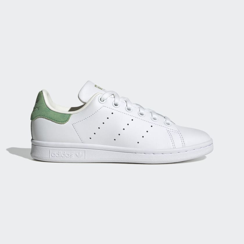 STAN SMITH J